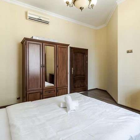 Fedorova Apartment Lviv Luaran gambar